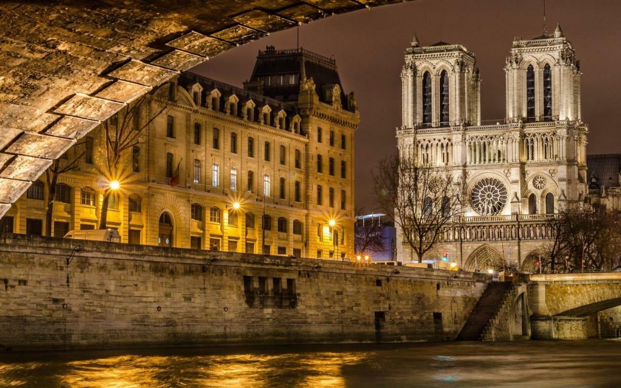 Evasion Paris-Disney Noisy-le-Grand Exteriör bild